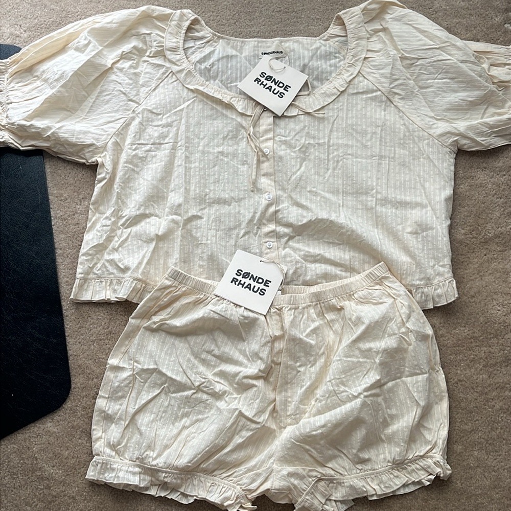 Sonderhaus Romeo Sleep Set - Picture 7 of 7